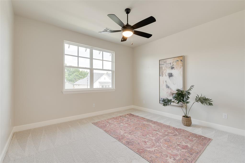1732 Paseo Place Property Photo 26