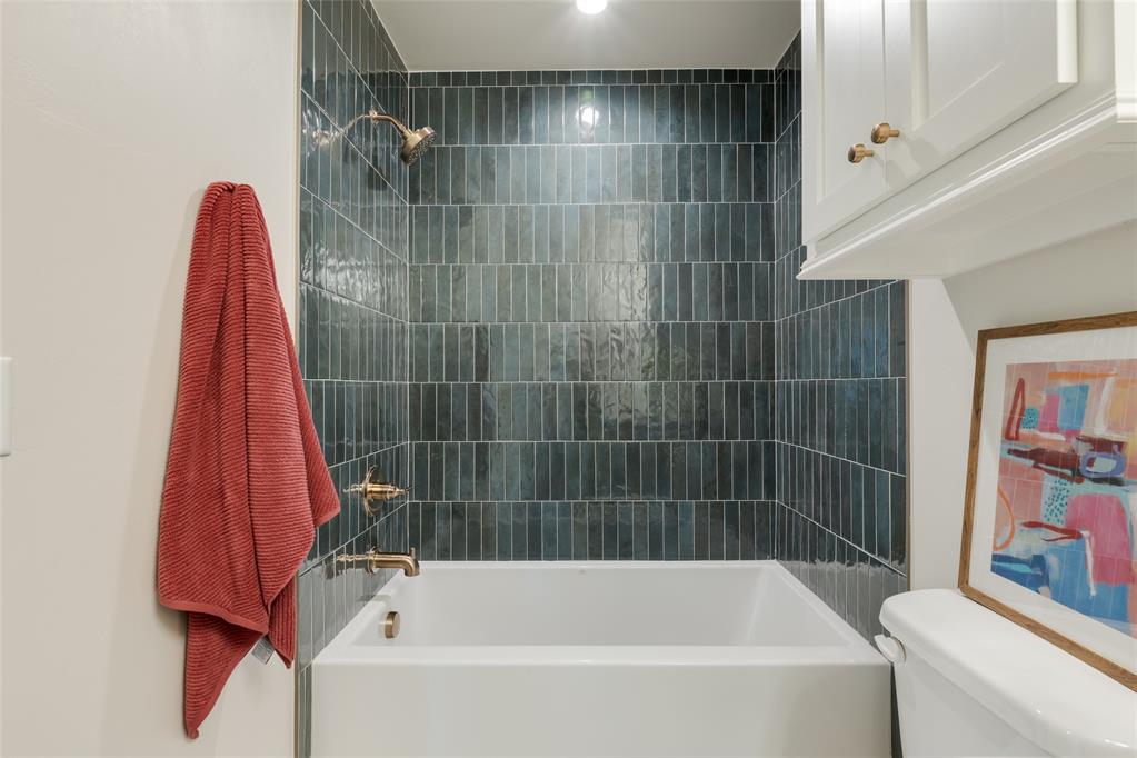 1732 Paseo Place Property Photo 28