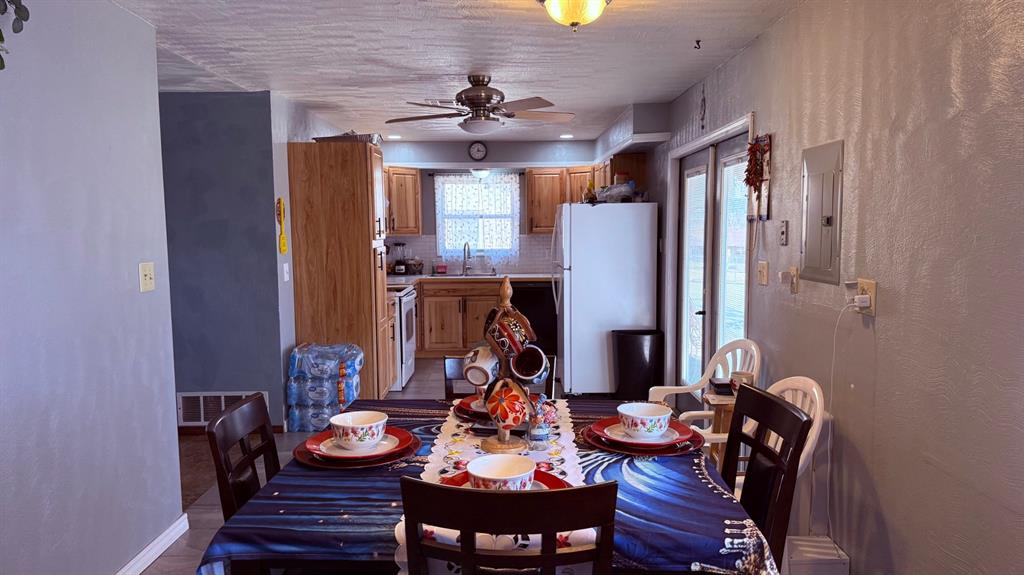 329 S 24th Street Property Photo 5