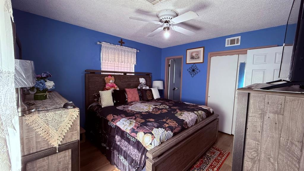 329 S 24th Street Property Photo 8