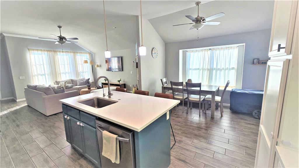2310 Arcady Avenue Property Photo 10