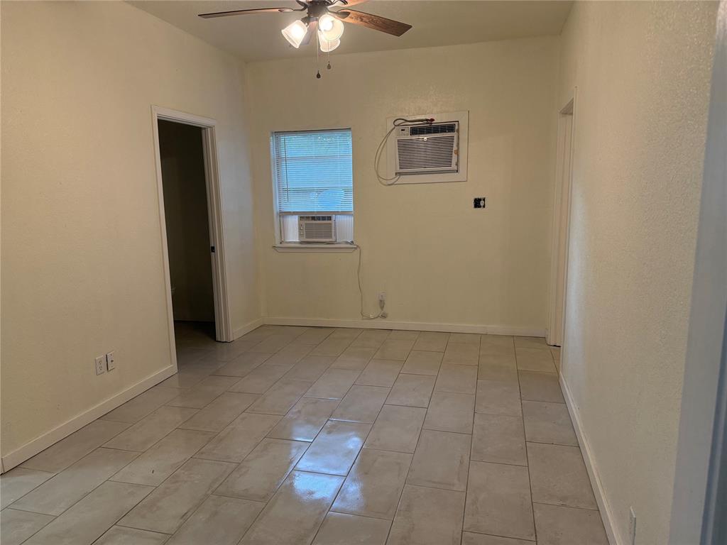 308 S 7th Street Property Photo 9