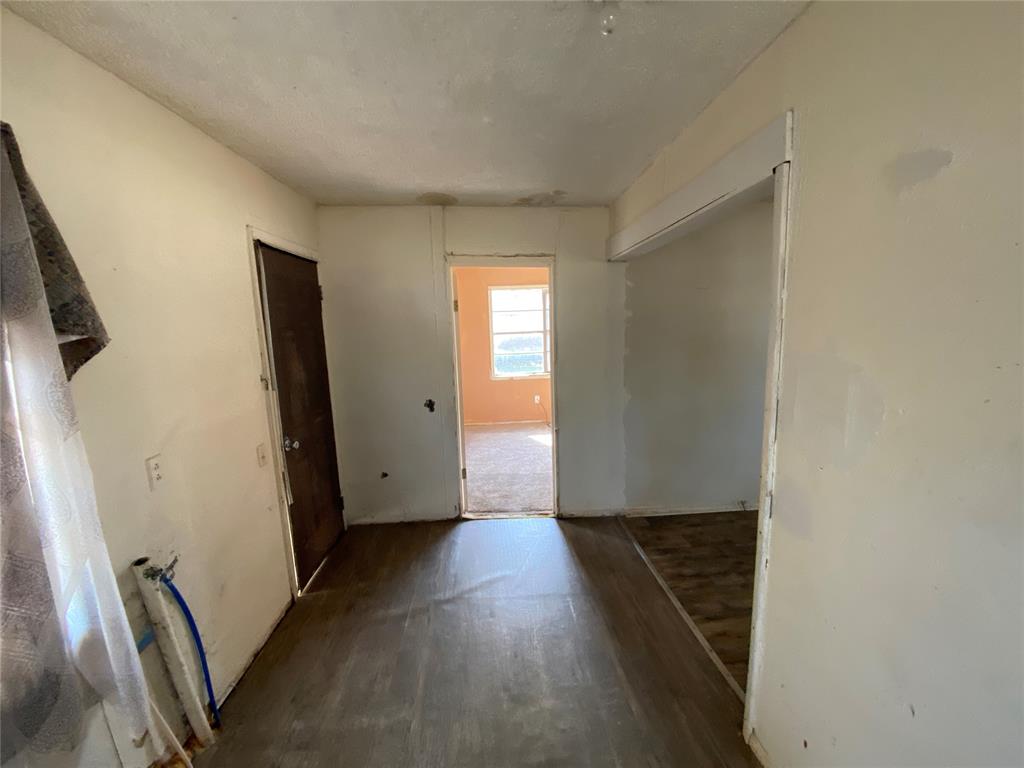 501 E Broadway Property Photo 13