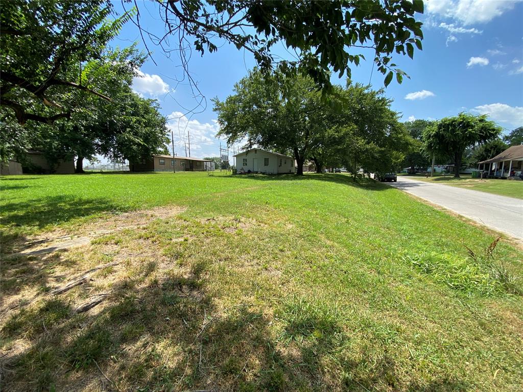 501 E Broadway Property Photo 16
