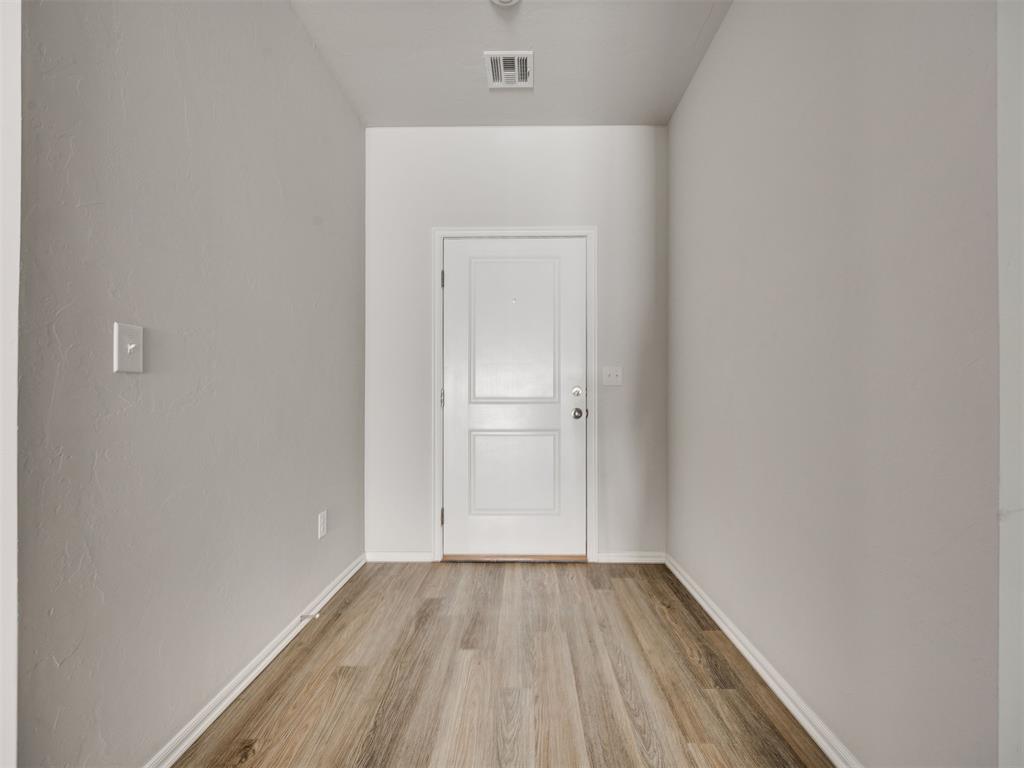 1213439 Property Photo 8