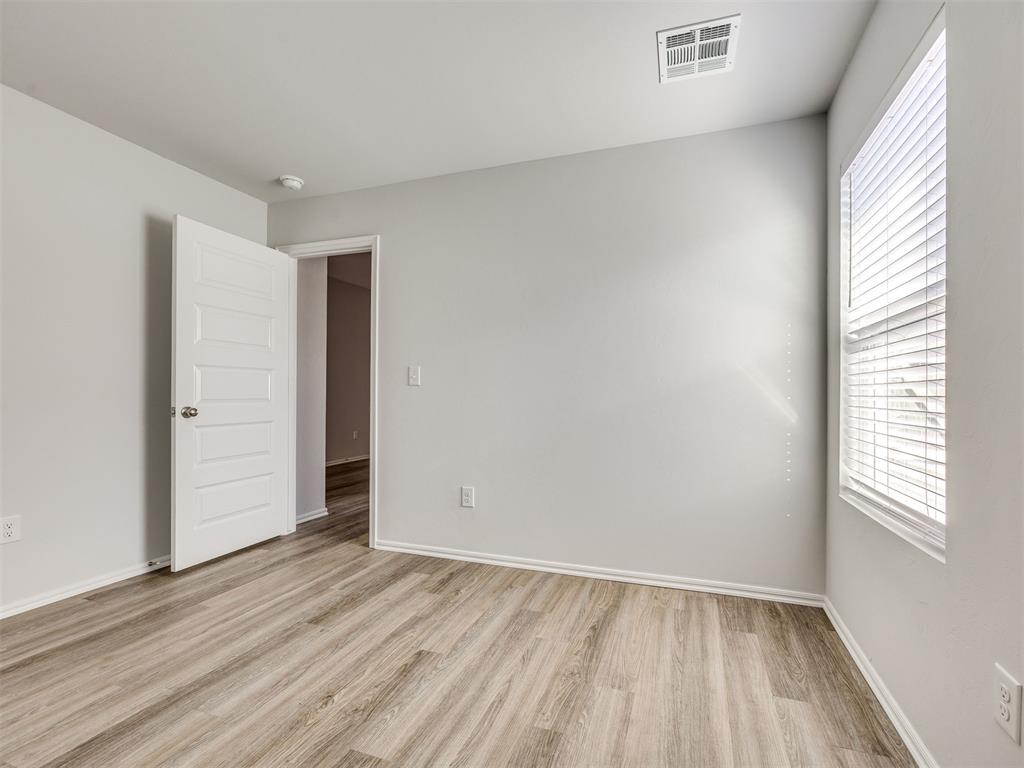 1213439 Property Photo 15
