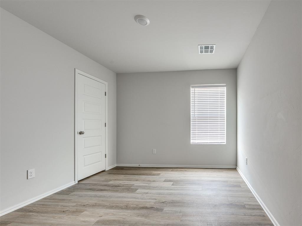 1213439 Property Photo 19