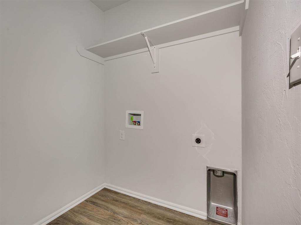 1213439 Property Photo 22