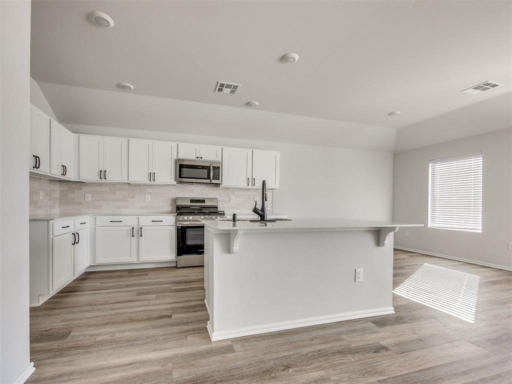 1213439 Property Photo 28