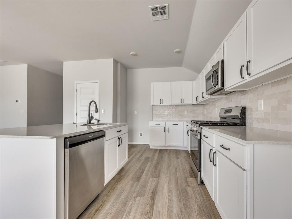 1213439 Property Photo 29