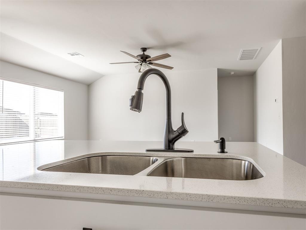 1213439 Property Photo 30