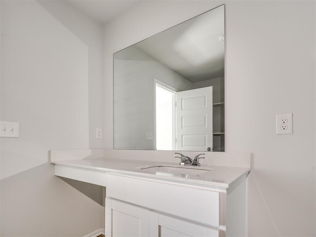1213439 Property Photo 37