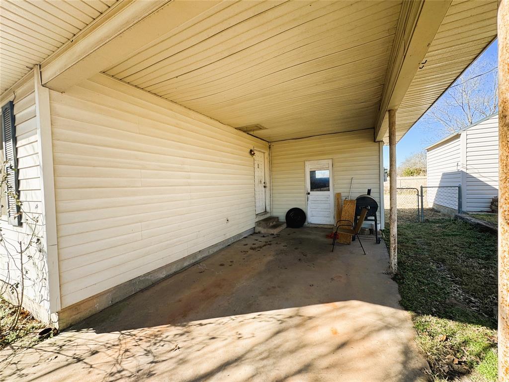 420 N Dawson Street Property Photo 17
