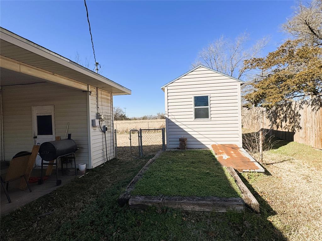 420 N Dawson Street Property Photo 18