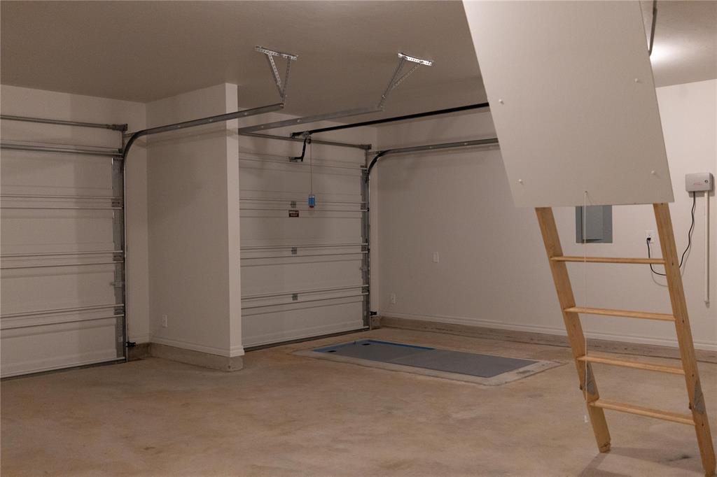 11504 Nw 134th Street Property Photo 28