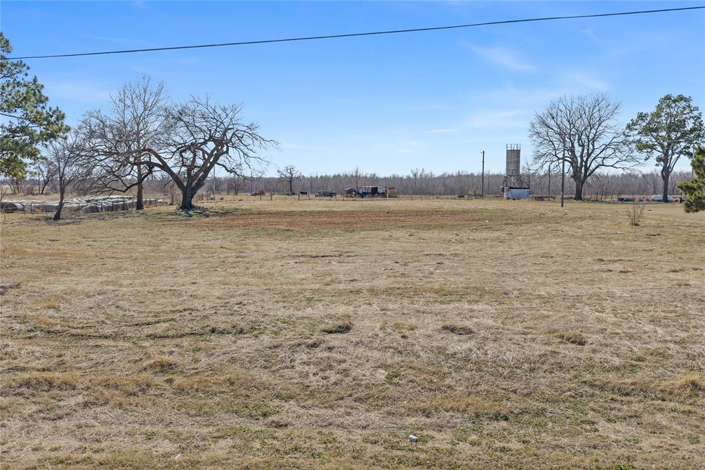 25820 E County Road 1500 Property Photo 8