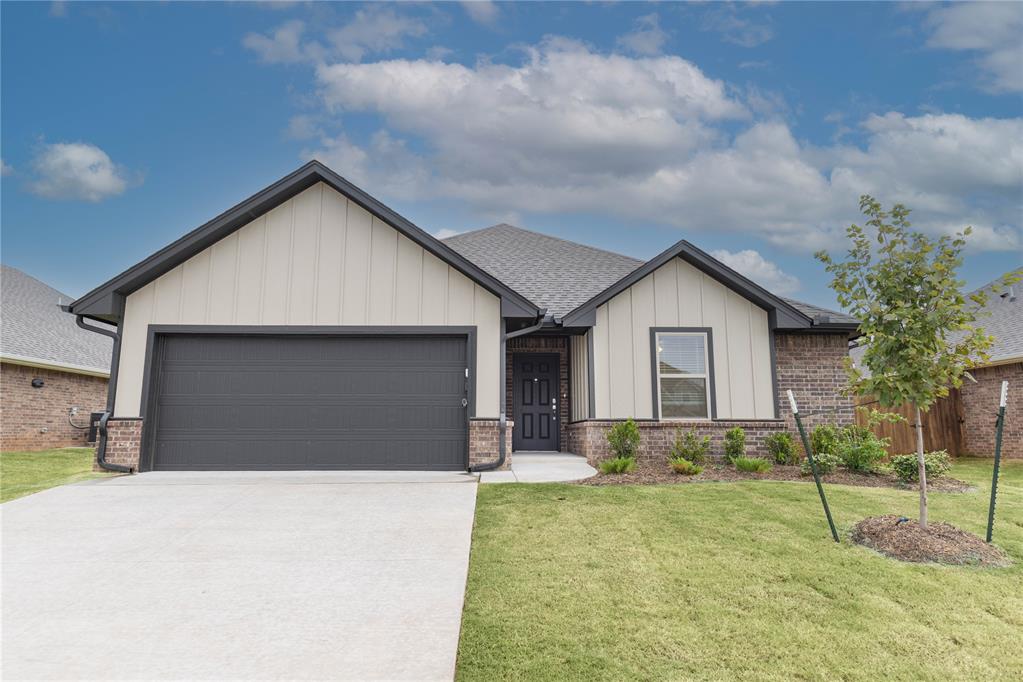 8708 Poppey Place Property Photo 2