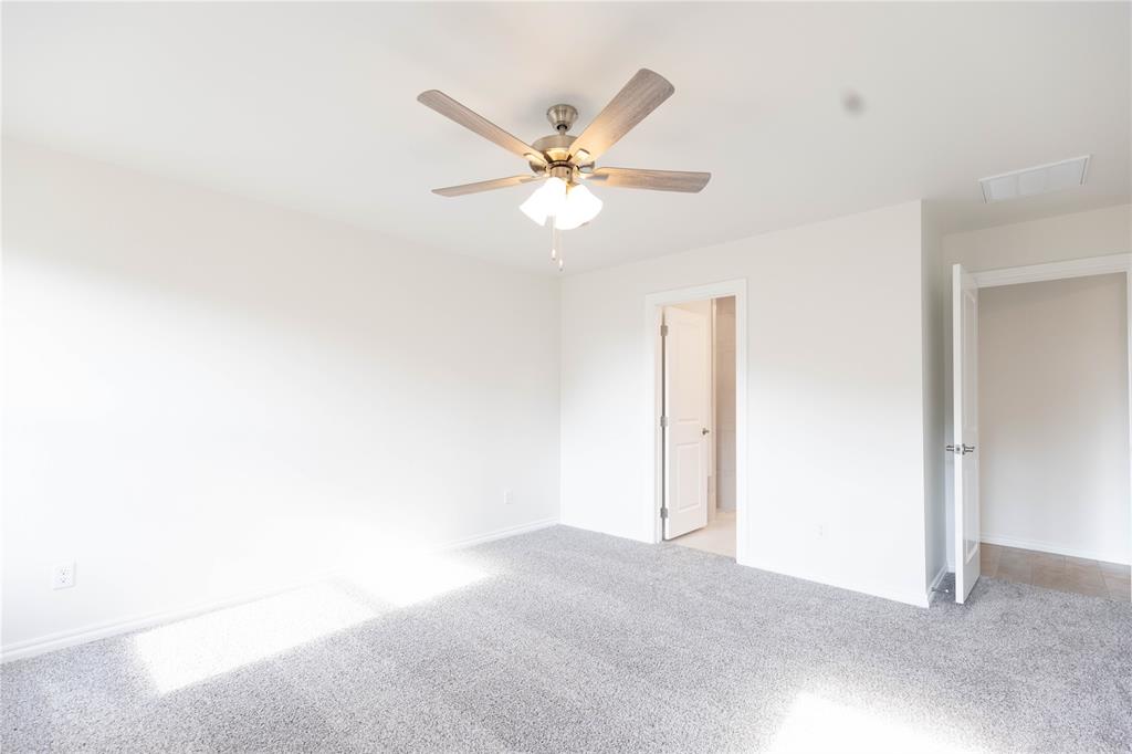 8708 Poppey Place Property Photo 4
