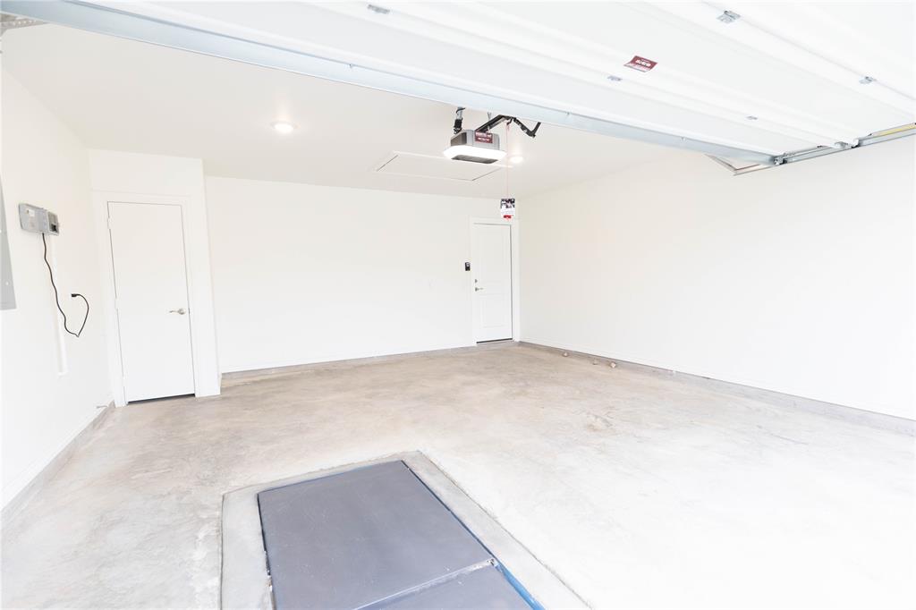8708 Poppey Place Property Photo 20