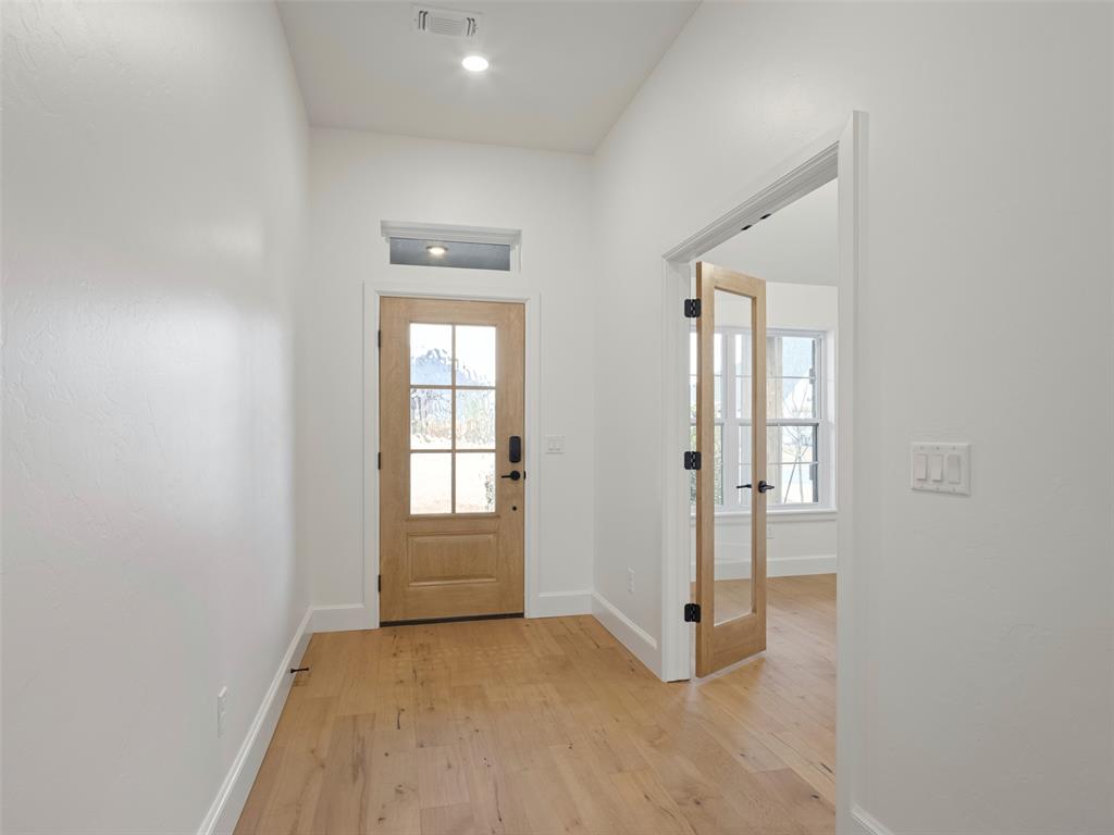 16309 Dakota Drive Property Photo 3