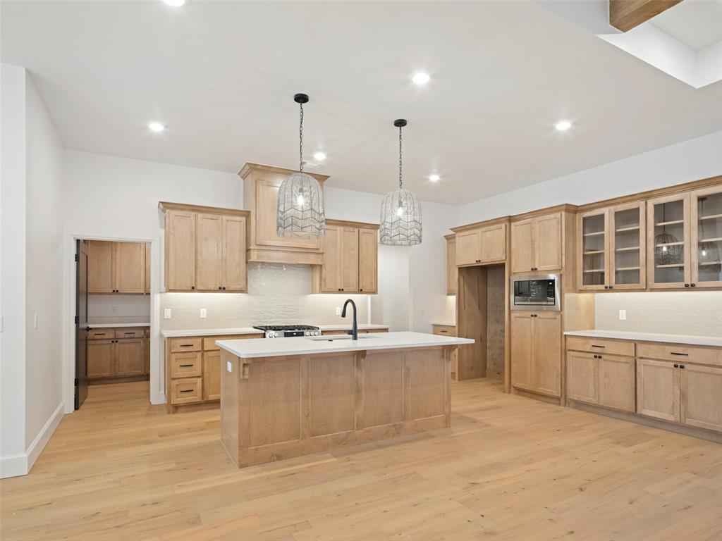 16309 Dakota Drive Property Photo 11