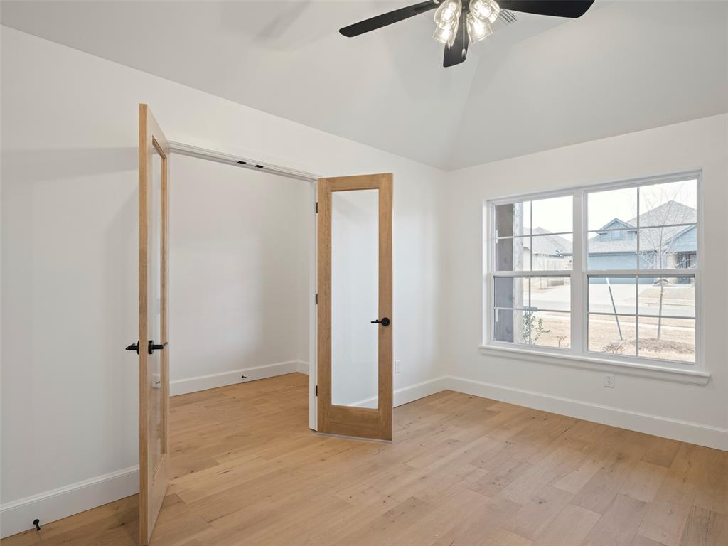 16309 Dakota Drive Property Photo 16