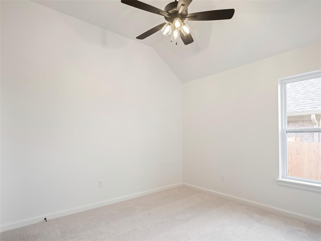 16309 Dakota Drive Property Photo 25