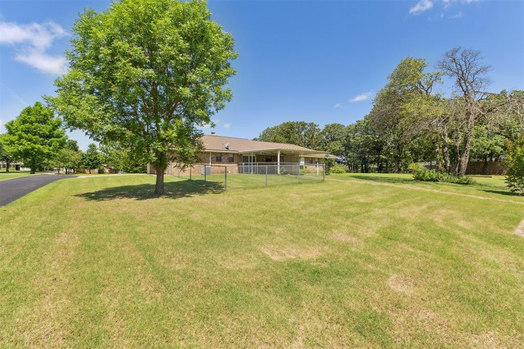9901 Hickory Hollow Road Property Photo 6