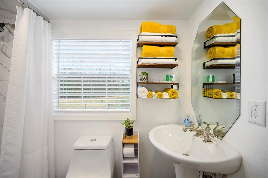 105 Raintree Road Property Photo 43