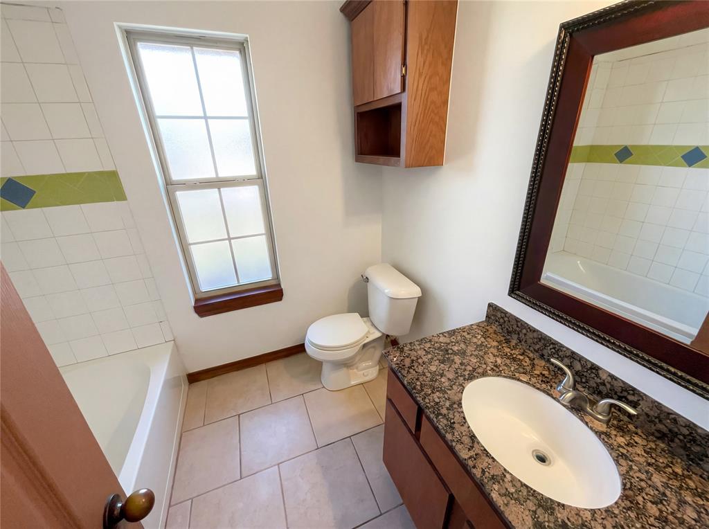 305 N Lakeside Terrace Property Photo 15