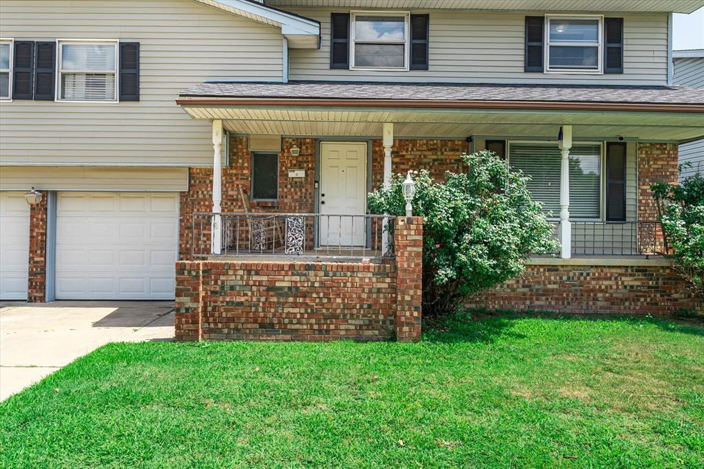 2232 Laneway Drive Property Photo 6