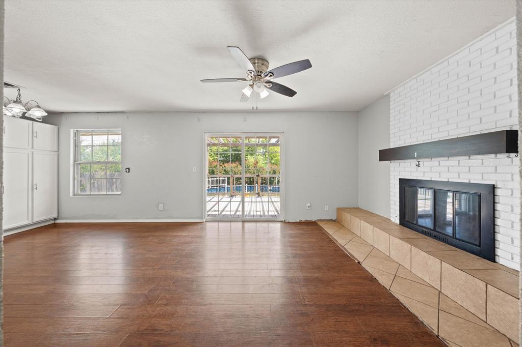 2232 Laneway Drive Property Photo 11