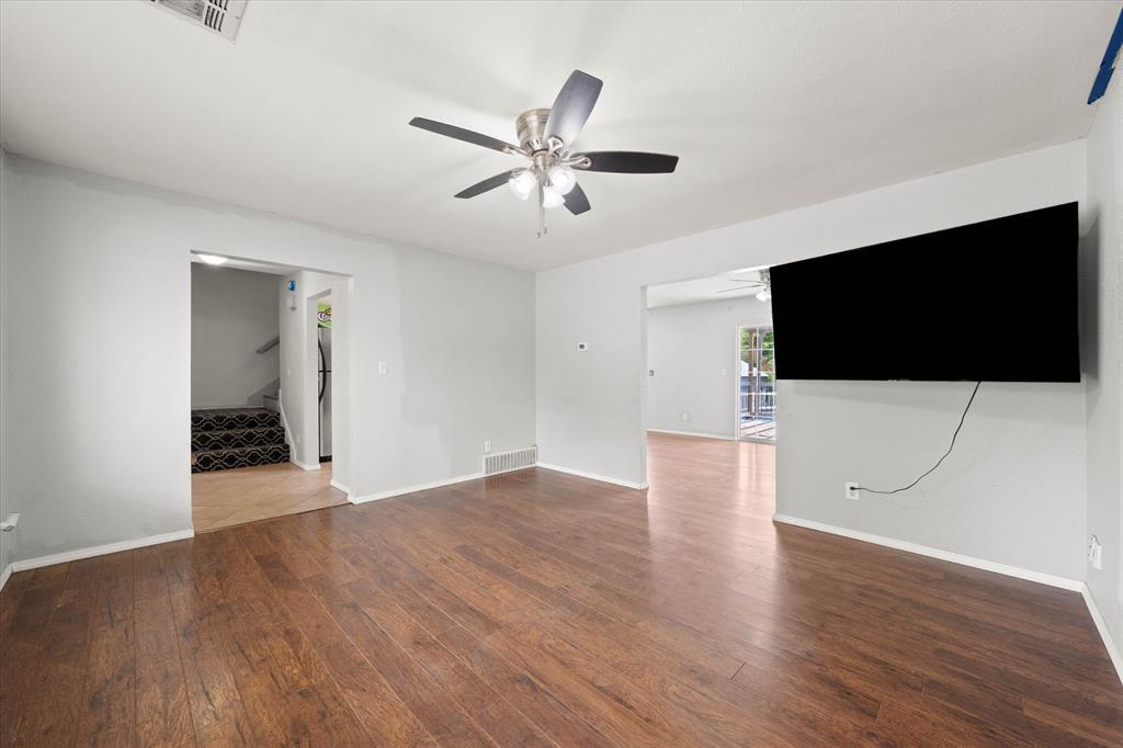2232 Laneway Drive Property Photo 12