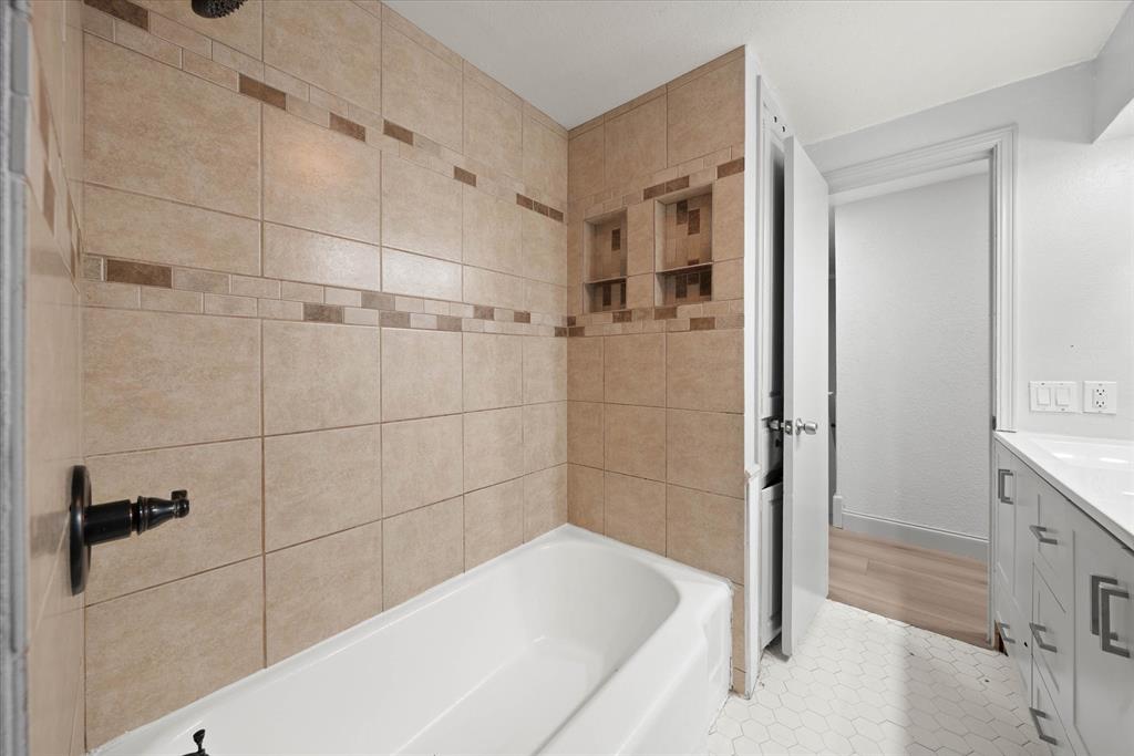 2232 Laneway Drive Property Photo 26