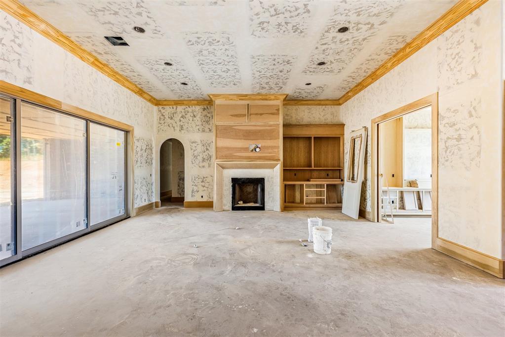 3417 Glastonbury Way Property Photo 1