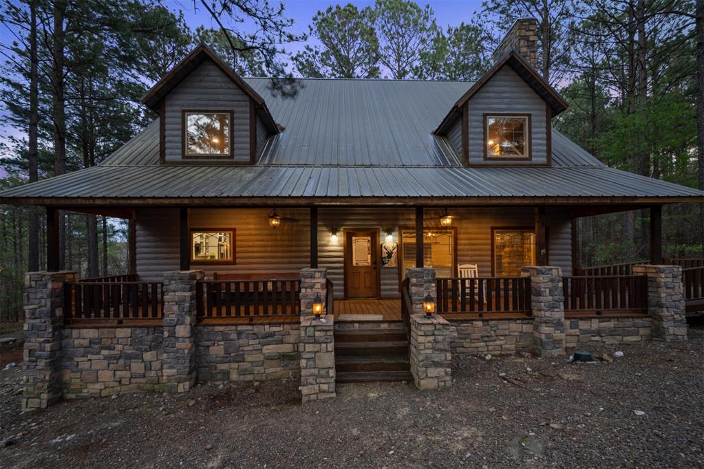 109 Mountain Pine Trail Property Photo 1