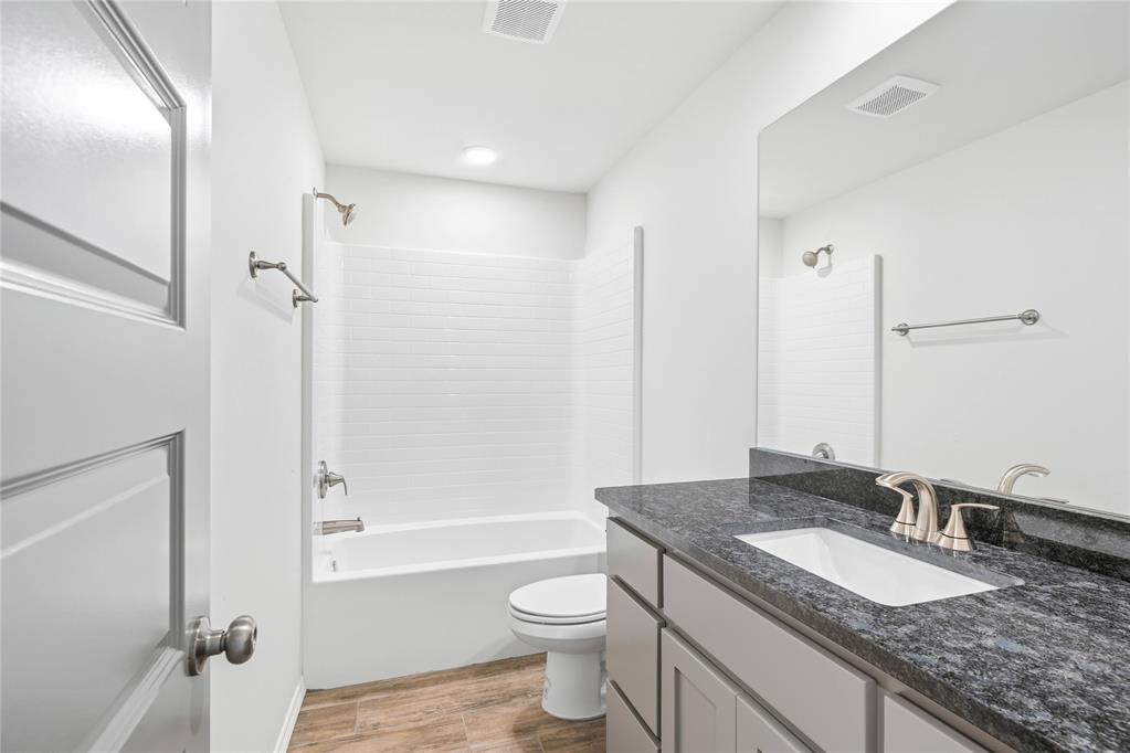 10648 Sw 18th Street Property Photo 28