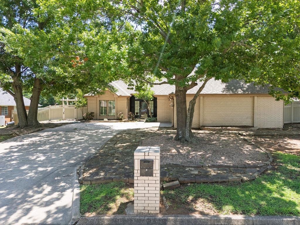 3 Brentwood Place Property Photo 3