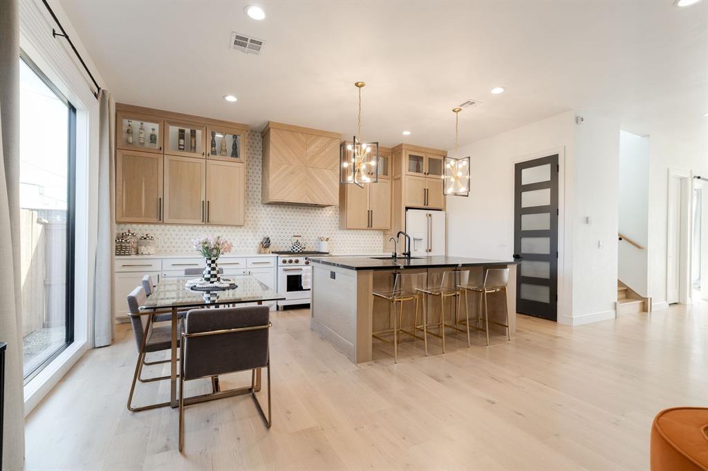 1127 Nw 56th Street B Property Photo 16
