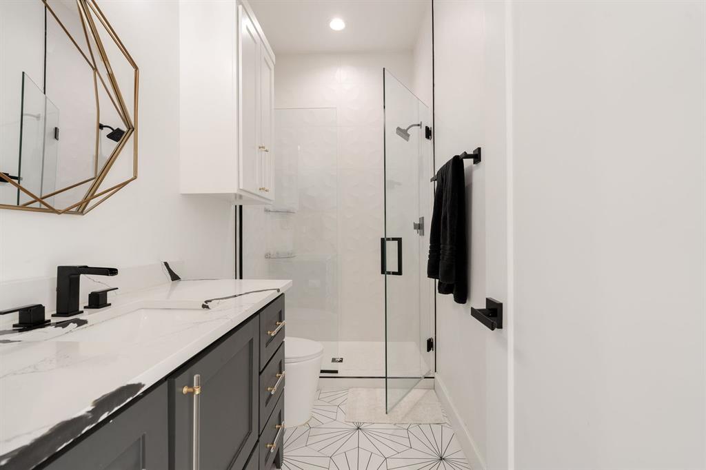 1127 Nw 56th Street B Property Photo 22