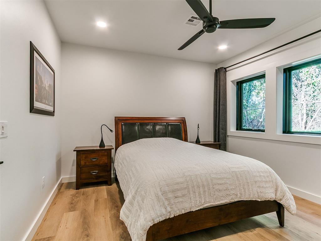 716 S Pickard Avenue Property Photo 36