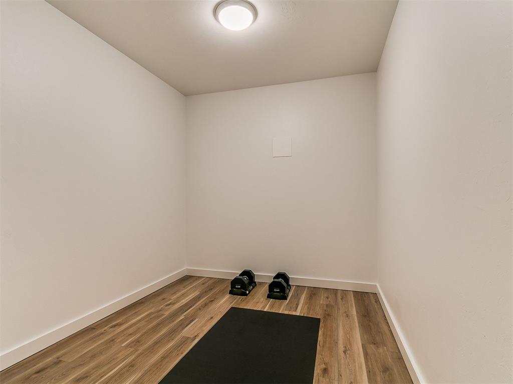 716 S Pickard Avenue Property Photo 41
