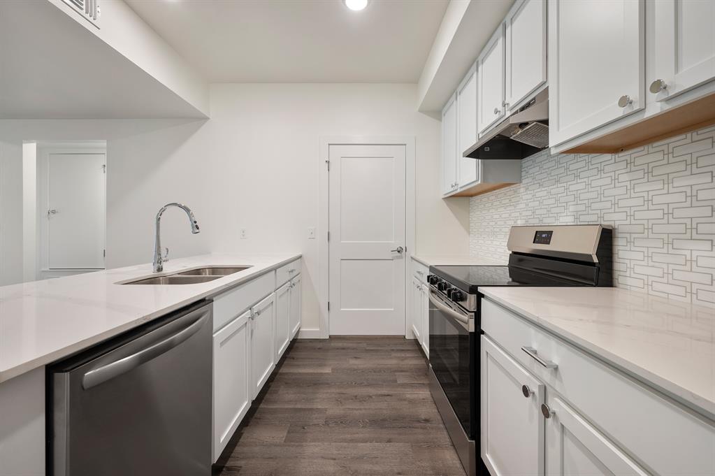 9 N State Street Property Photo 18