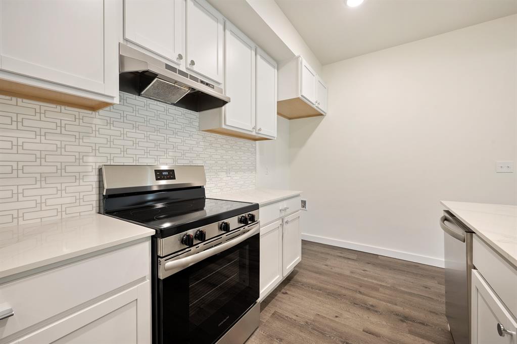 9 N State Street Property Photo 22