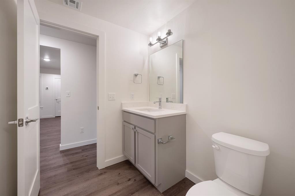 9 N State Street Property Photo 41