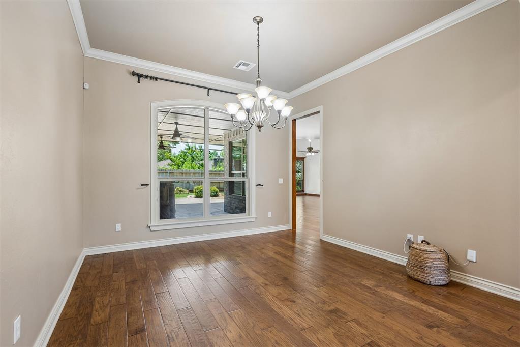 2712 Belmont Drive Property Photo 6