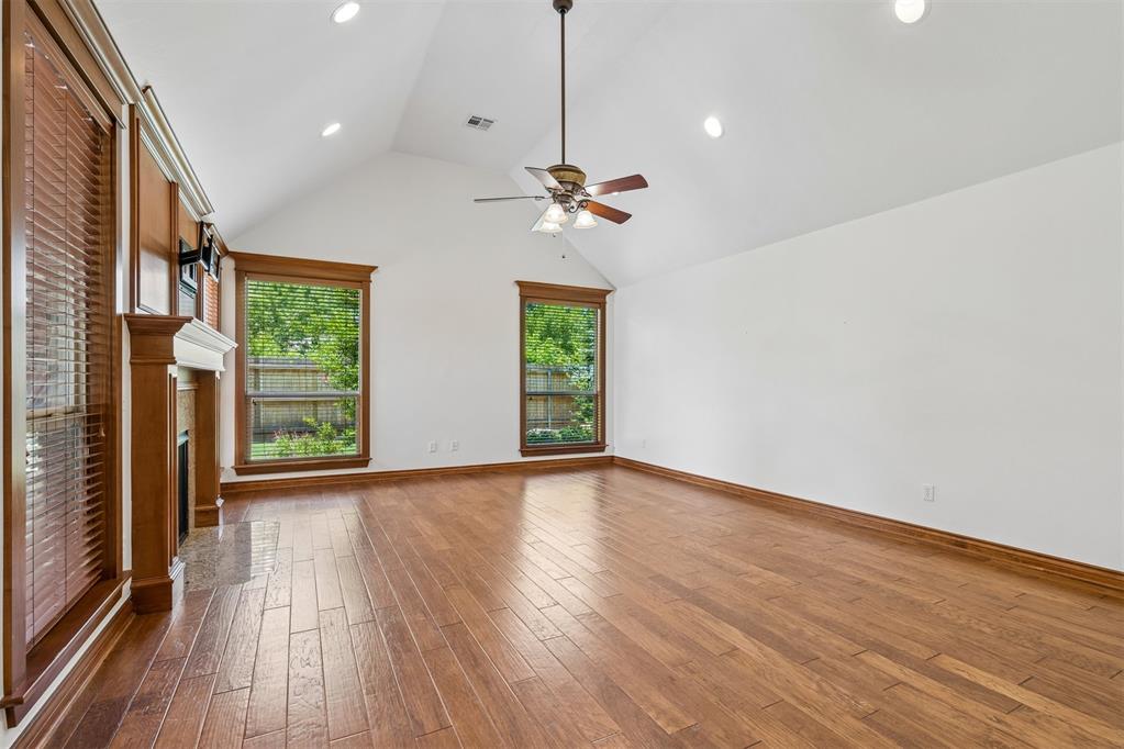 2712 Belmont Drive Property Photo 8