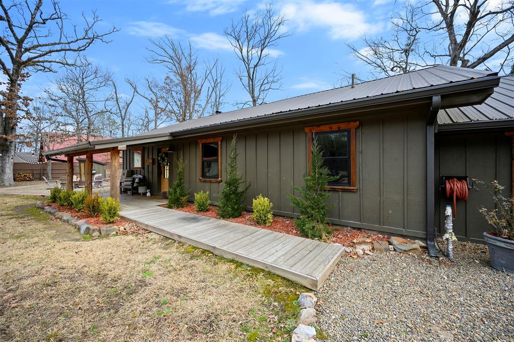 732 Red Fox Road Property Photo 5