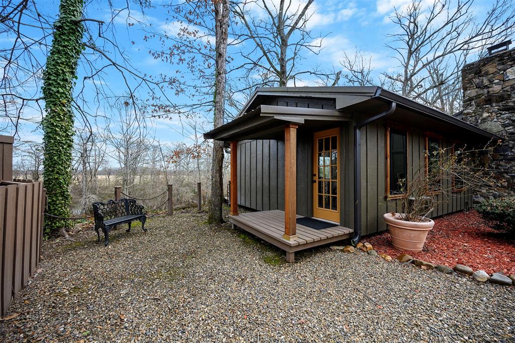 732 Red Fox Road Property Photo 8