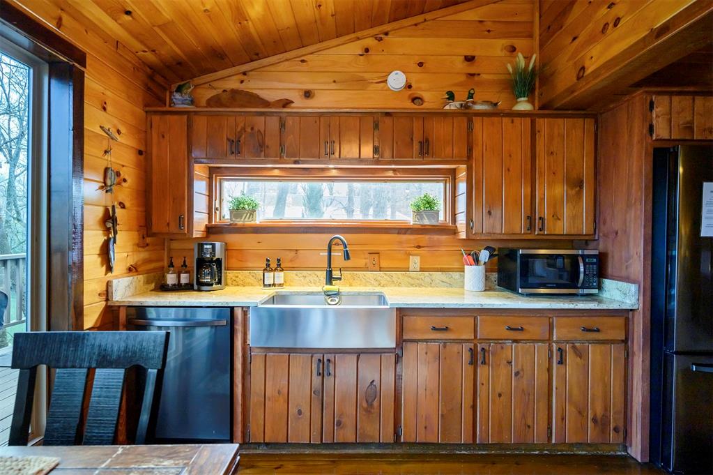 732 Red Fox Road Property Photo 42